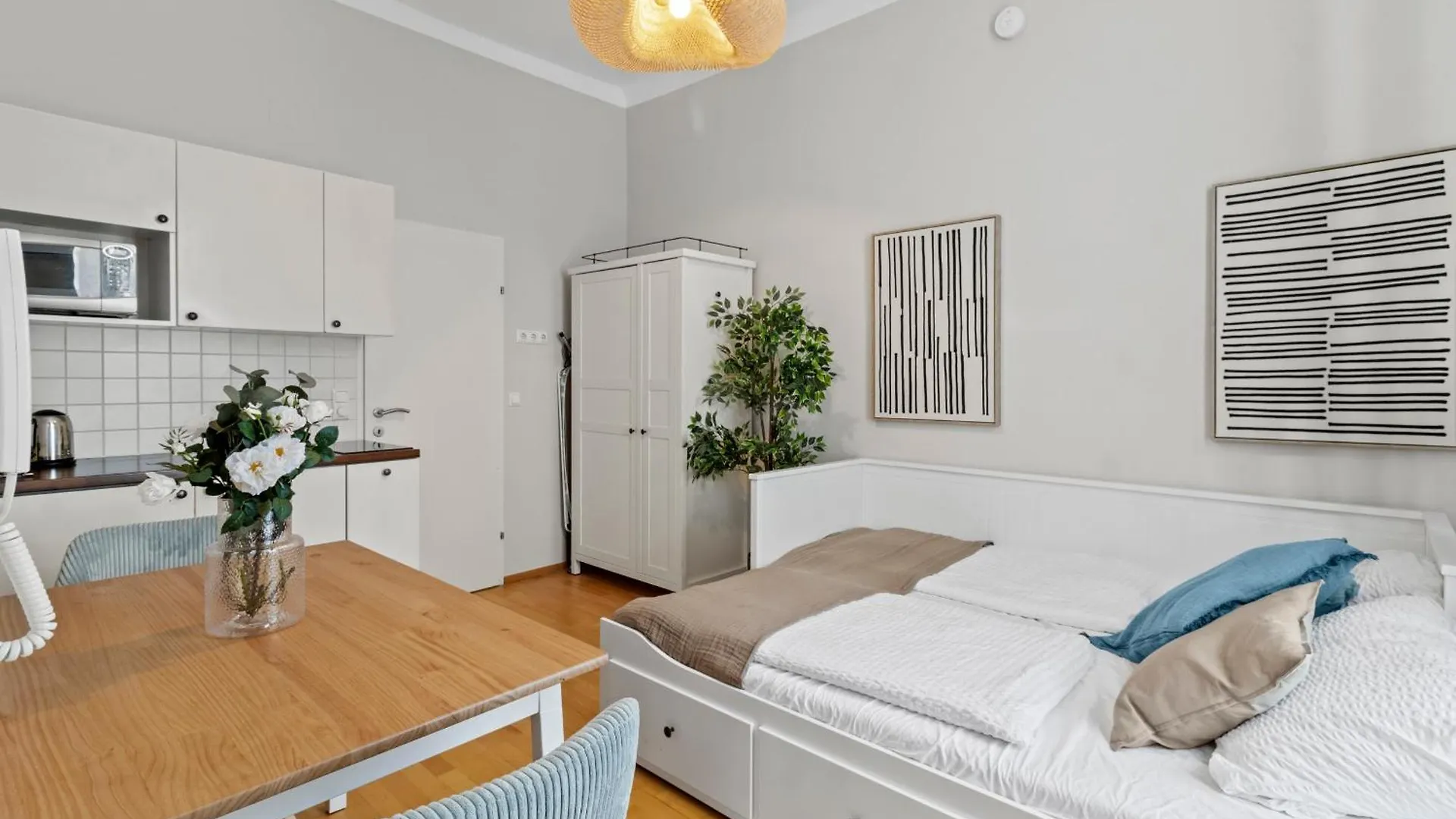 וינה Augarten Residences דירה